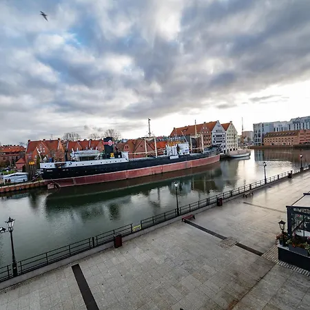 Motlawa River Gdansk